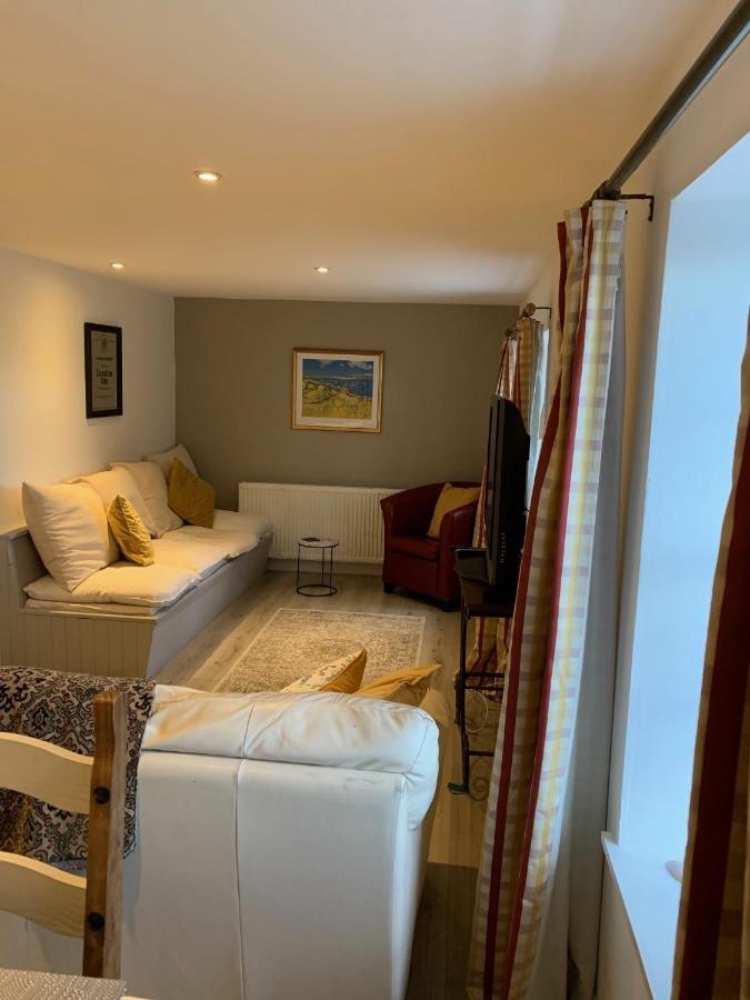 Hill House - Mews Town House, In A Quiet Private Close, In The City Centre Of Inverness. Экстерьер фото
