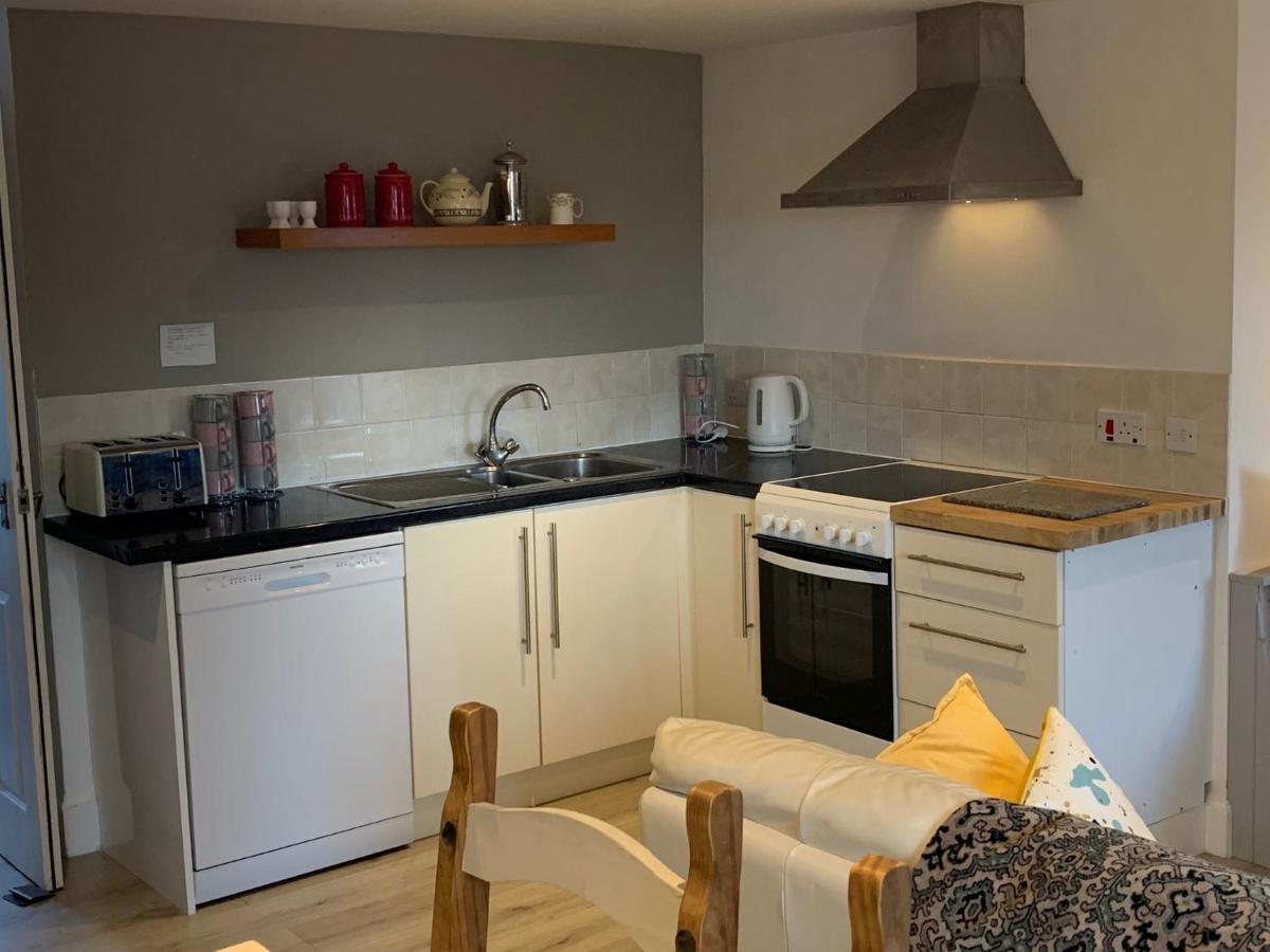 Hill House - Mews Town House, In A Quiet Private Close, In The City Centre Of Inverness. Экстерьер фото